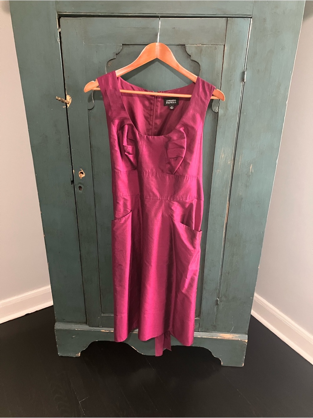 Sleeveless dress